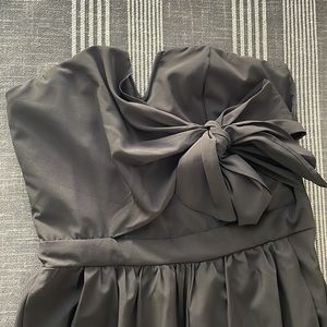 Black strapless jumper